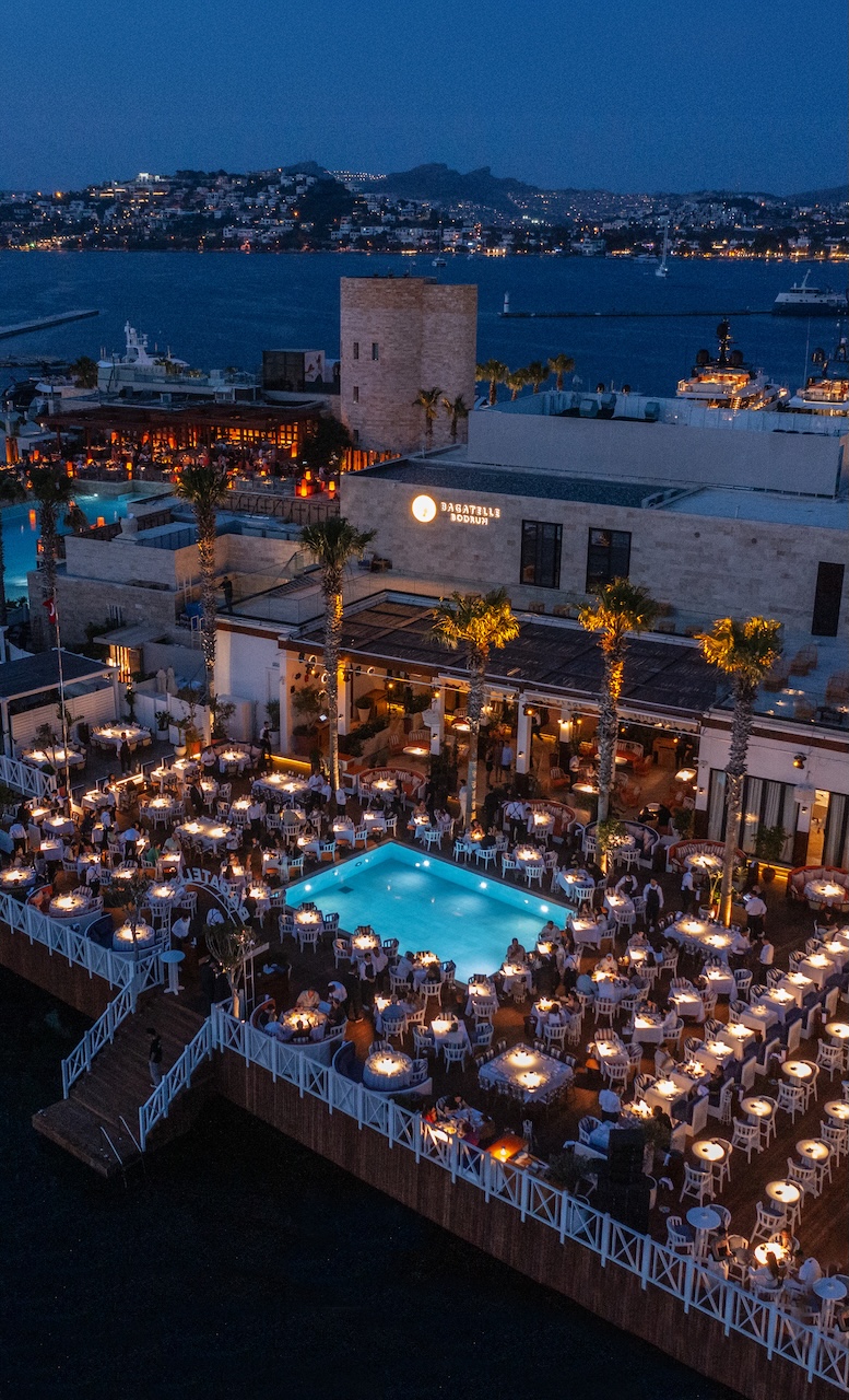 Bagatelle, Fransız Riviera’sının sofistike sofra kültürünü Bodrum'a taşıyor.